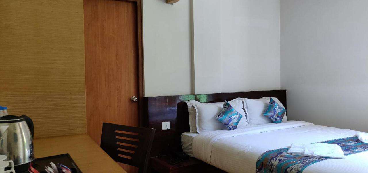 Hotel Ninamma Gangtok Esterno foto