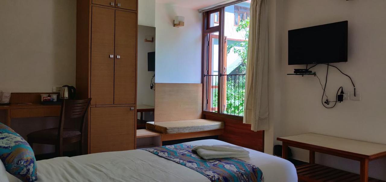 Hotel Ninamma Gangtok Esterno foto